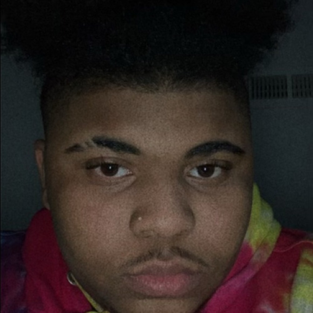 Meet your Posher, Xolify